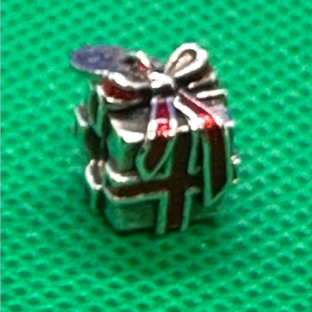 2012 Pandora Limited Edition Black Friday Christmas Gift 791086EN27